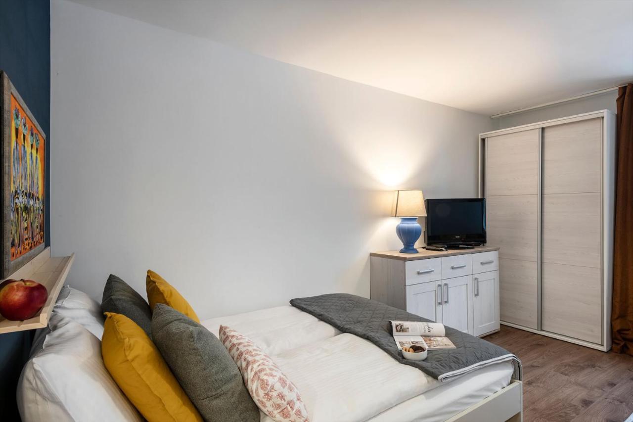Shortstaypoland Okrag Apartment *